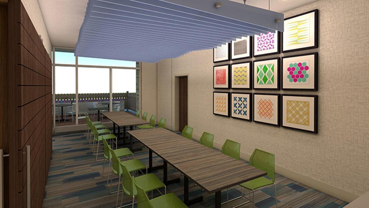 Holiday Inn Express - Blair By Ihg Екстериор снимка